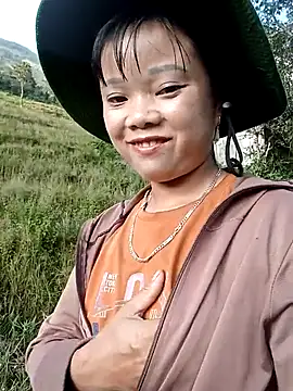 Samyy xx online show from 10.17.25