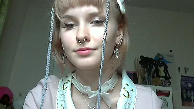 Paradoxy  online show from 04.20.26