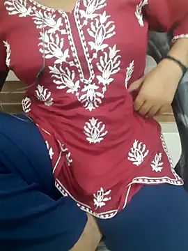 Snapshot of Minakshi_677 chatting on 10.02.25 Minakshi 677 online show from 10.02.25