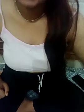 Snapshot of Minakshi_677 chatting on 11.02.25 Minakshi 677 online show from 11.02.25