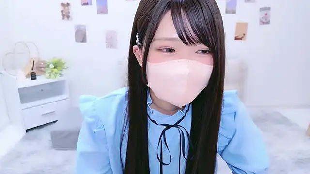 rinochi  online show from 10.03.25