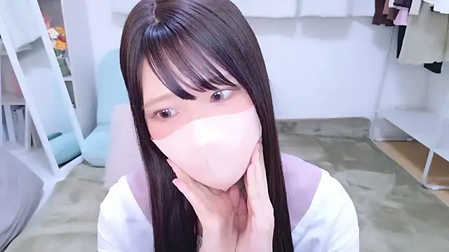 rinochi  online show from 10.08.25