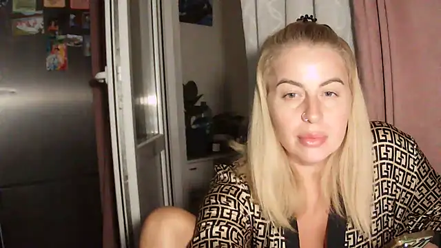 Miravynn online show from 03.30.26