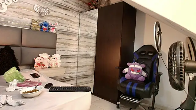 Lovers 21 online show from 02.11.26