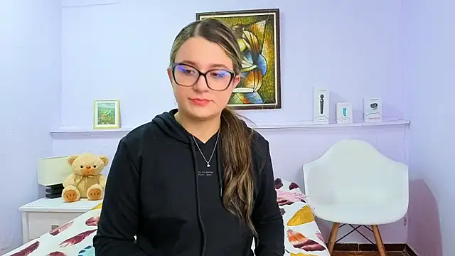 katiaa lovv online show from 10.17.25