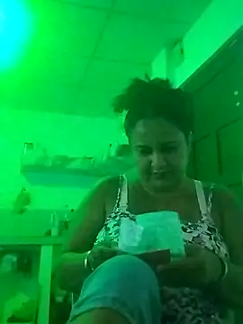 MEYBELLATINA online show from 03.04.26