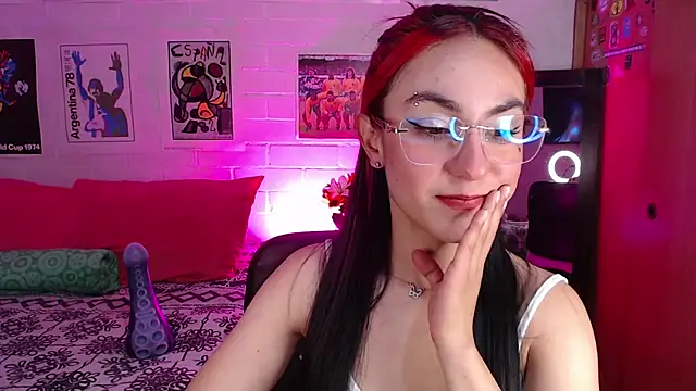 Snapshot of Amy66 chatting on 07.05.26 Amy66 online show from 07.05.26