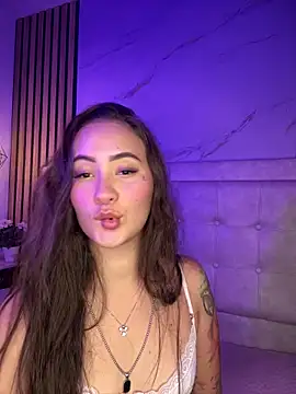 Snapshot of Honey_noir chatting on 02.26.26 Honey noir online show from 02.26.26