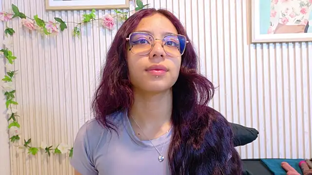 Abrilmirren online show from 03.27.26