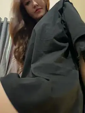 Snapshot of Quynhbabysexy chatting on 06.29.26 Quynhbabysexy online show from 06.29.26