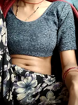 misskomal97 online show from 11.30.25