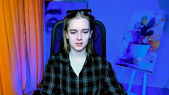 JuneWoods online show from 03.25.26