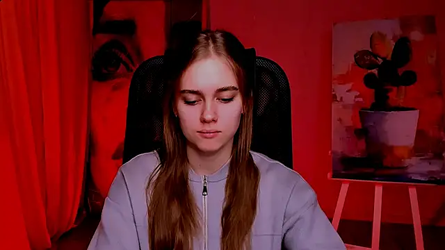 JuneWoods online show from 04.15.26