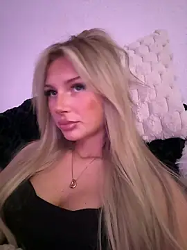 blondeeee online show from 04.21.26