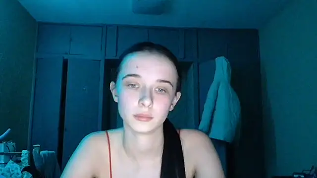 Emilia Light online show from 02.22.26