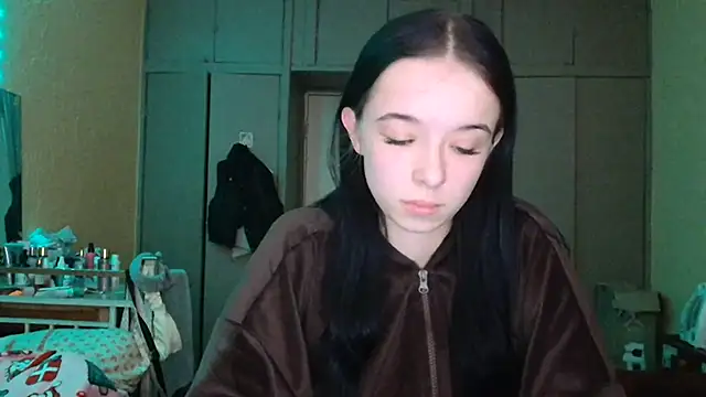 Emilia Light online show from 03.31.26