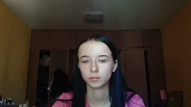 Emilia Light online show from 06.05.26