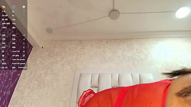 Layla lell online show from 03.10.26