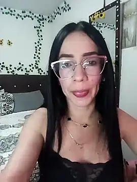 YaraDuartee online show from 03.04.26