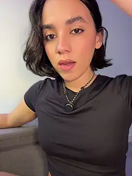 Capricho 01 online show from 04.21.26