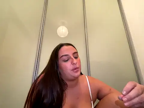 Playfulvixen25 online show from 10.14.25