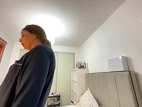 Playfulvixen25 online show from 07.28.26