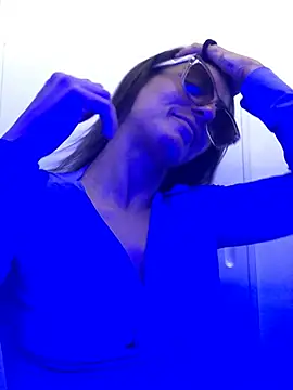 alexerockstar94 online show from 04.21.26