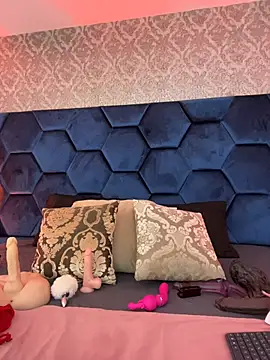 Angelina Roa online show from 06.06.26