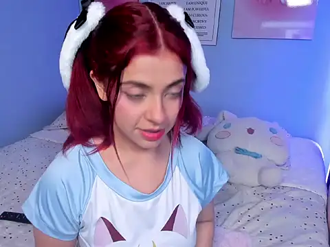 Snapshot of KathiaSaenz_ chatting on 11.08.25 KathiaSaenz online show from 11.08.25