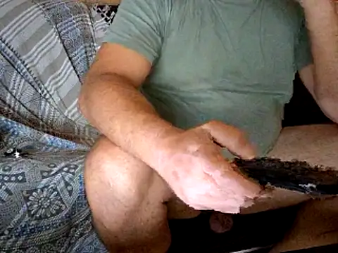 Snapshot of morenet_festero chatting on 10.20.25 morenet festero online show from 10.20.25