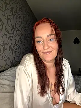 Snapshot of ilana_Rae chatting on 11.10.25 ilana Rae online show from 11.10.25