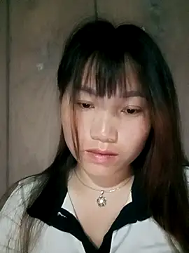 Snapshot of min-xinh chatting on 04.20.26 min-xinh online show from 04.20.26