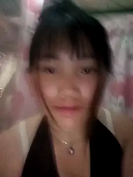 Snapshot of min-xinh chatting on 04.23.26 min-xinh online show from 04.23.26