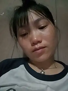 Snapshot of min-xinh chatting on 05.23.26 min-xinh online show from 05.23.26