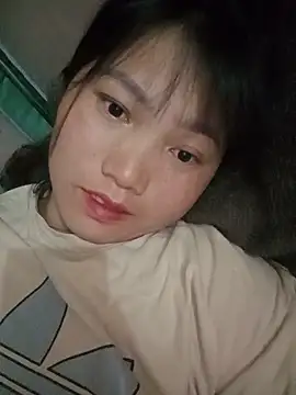 Snapshot of min-xinh chatting on 05.28.26 min-xinh online show from 05.28.26