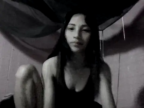 Snapshot of July_sexy69 chatting on 05.21.26 July sexy69 online show from 05.21.26