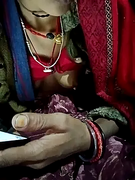 Lona2525 online show from 11.18.25