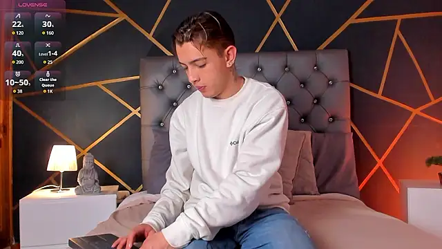 Lian Miller1  online show from 02.27.26