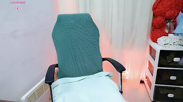 NEWONETO online show from 10.29.25