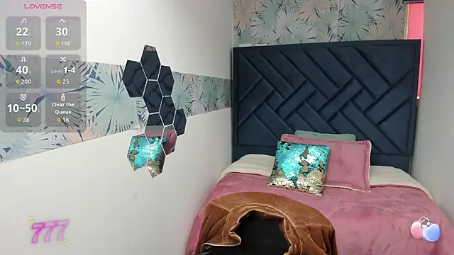 Valery More   online show from 03.26.26