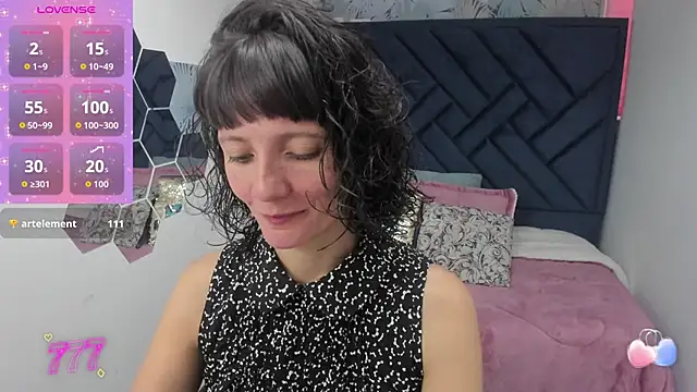 Valery More   online show from 04.01.26