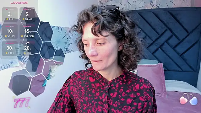 Valery More   online show from 05.20.26