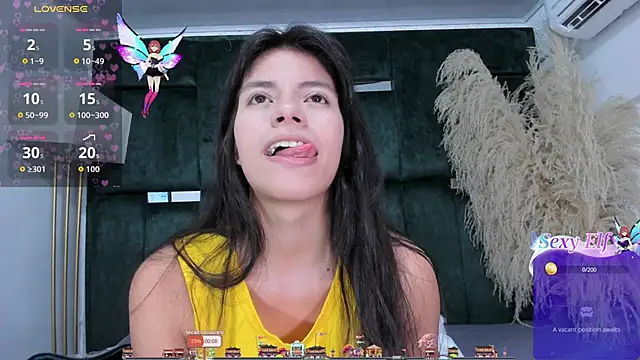 Misaki Kai online show from 12.18.25