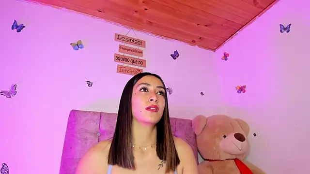 Lia Roses3x online show from 05.16.26