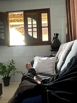 MCLZK online show from 10.31.25