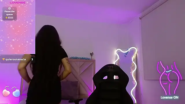 Ixchel tay online show from 10.17.25