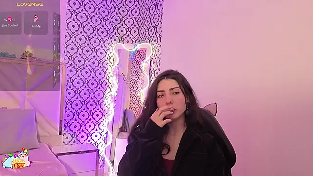 Snapshot of Ixchel_tay chatting on 02.21.26 Ixchel tay online show from 02.21.26