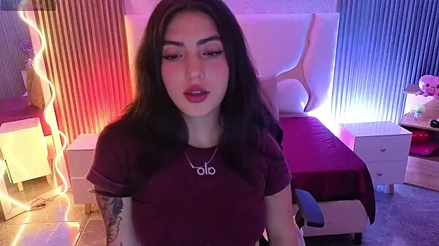 Ixchel tay online show from 04.12.26