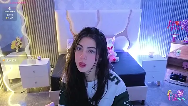 Ixchel tay online show from 05.17.26