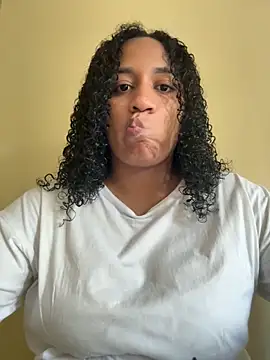 jesicamonroe44 online show from 10.20.25